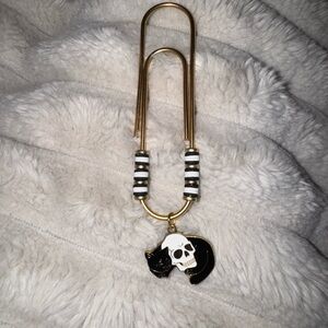 Beaded paper clip